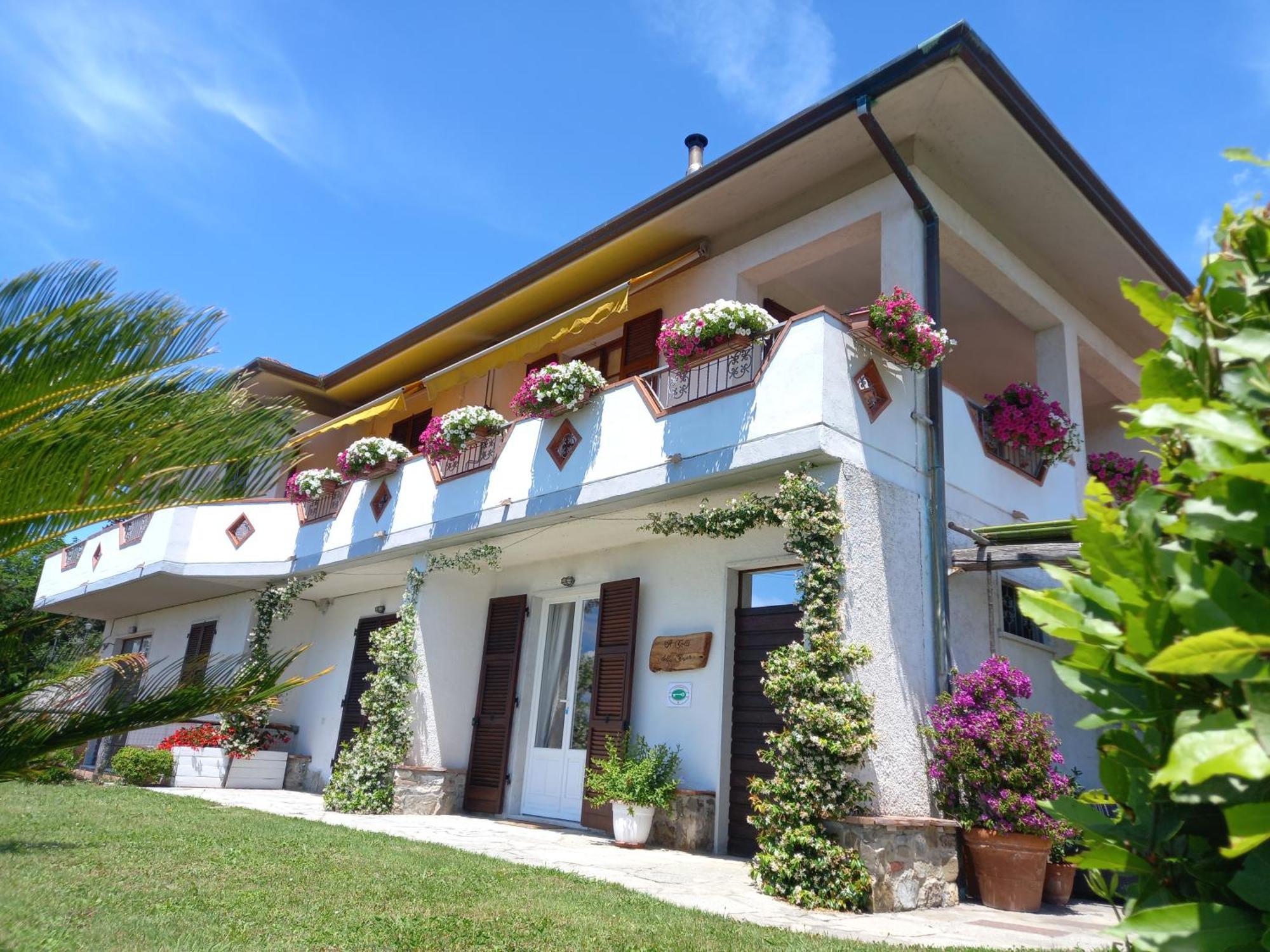 Hotel Il Colle Della Brina Sarzana Exterior foto